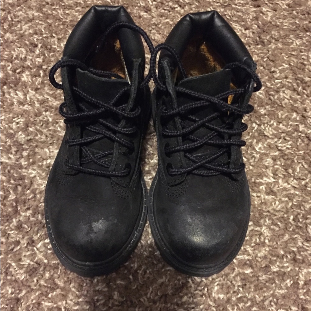 Size 6 in small kids Timberland Boots